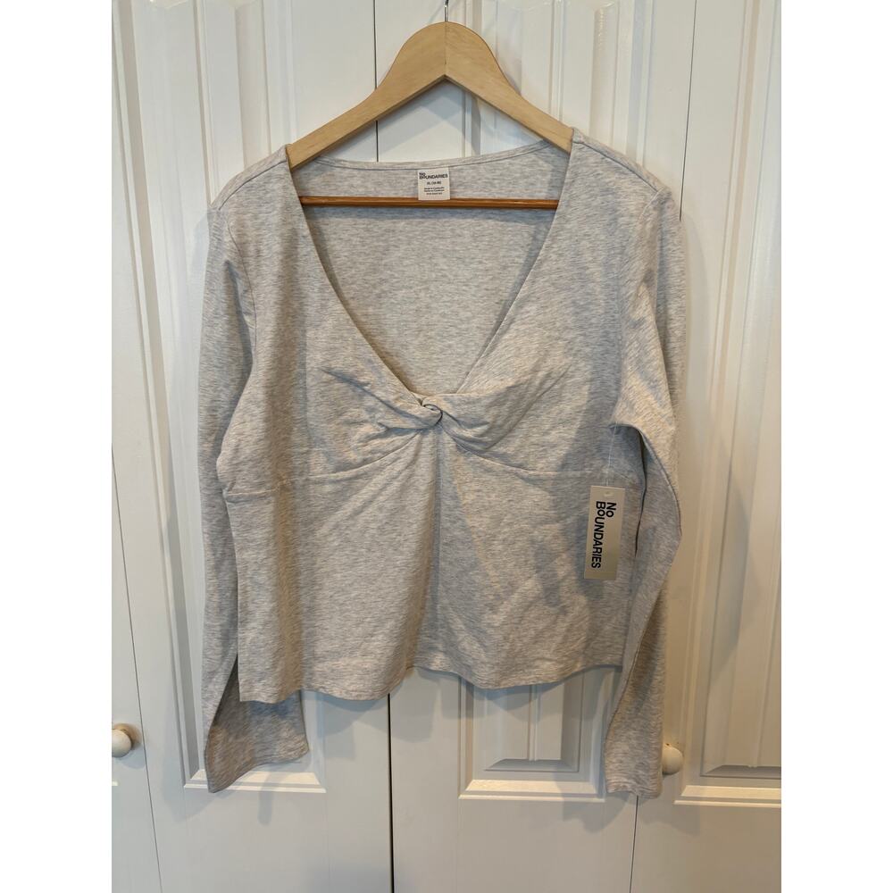 No‎ Boundaries Gray Twist Front Long Sleeve Tee Size XL